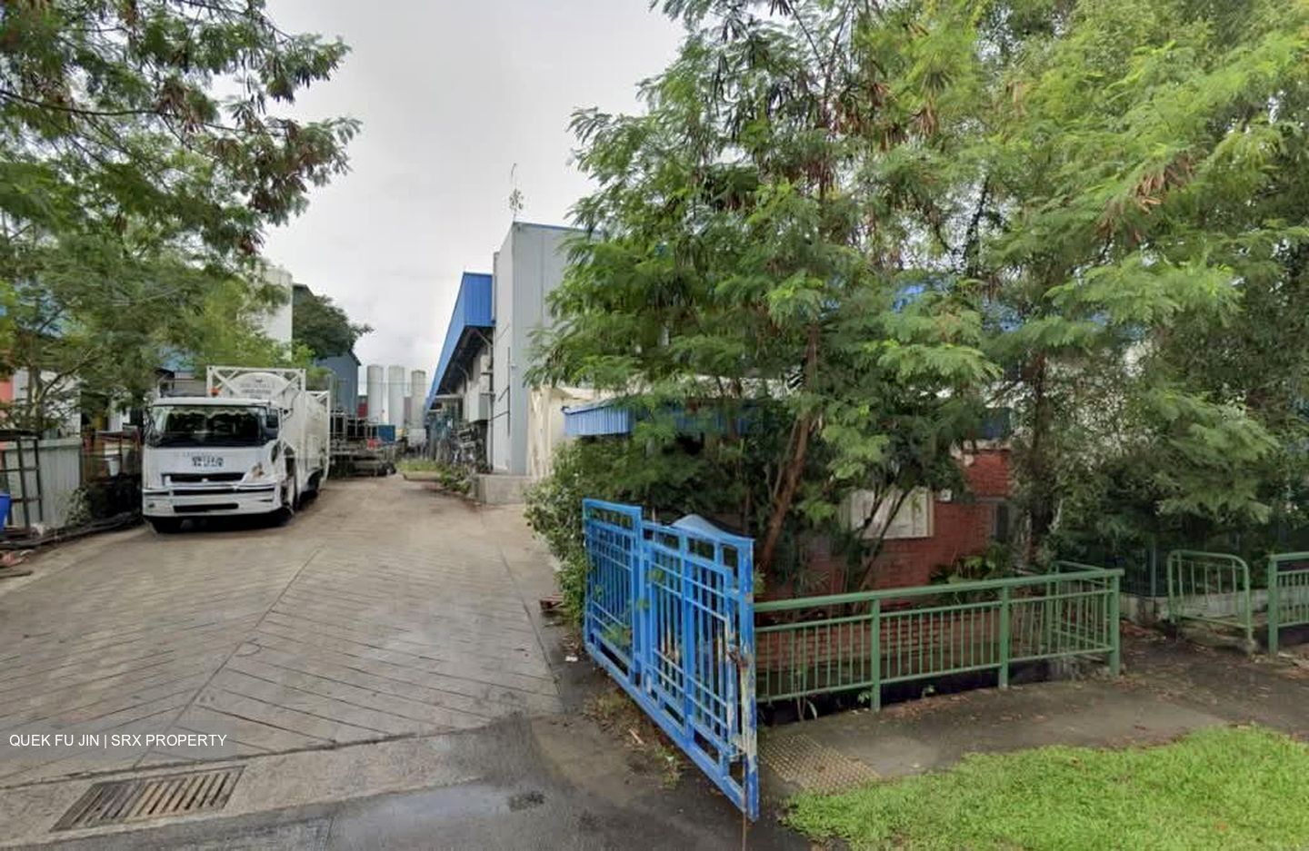 Tuas Avenue 10 (D22), Retail #591813011